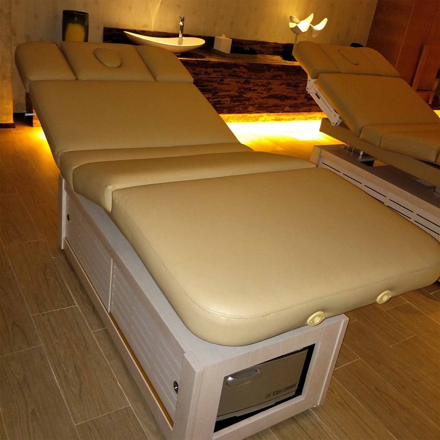 Touch America Embrace Treatment Table 11381 Salon Equipment Touch America 